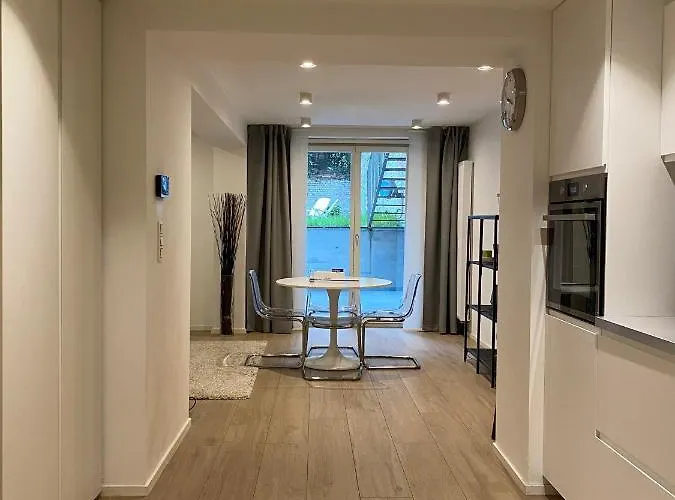Amazing Flat In Front Of Bois De La Cambre